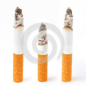Burning cigarets