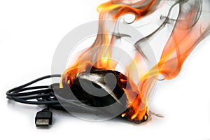 Hořící počítač myš 