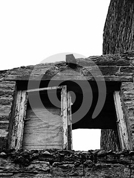 Burnt mill derbyshire wall window victorian ruin