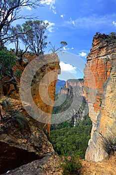 Burramoko Head and Hanging Rock in NSW Blue Mountains Australia