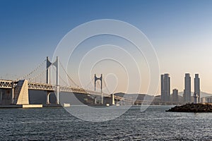 Busan Gwangandaegyo Bridge Diamond Bridge, a suspension bridge connecting Haeundae-gu to Suyeong-gu in Busan, South Korea