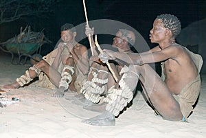 Bushmen hunters