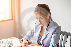 Business asian woman working at home with online technology
