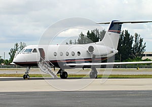 Business jet