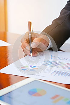 Business meetings, documents, sales analysis, Analysis Results