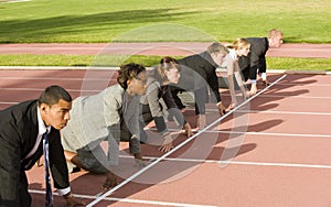 Business People Crouching img