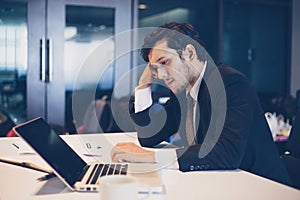 Businessman serious about the work hard done until the headache