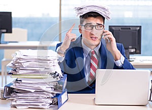 Businessman talking on the phone in the office