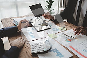 Businessmen are attending a meeting about finances, Discussing tax payments in the conference room, Meeting to plan marketing to