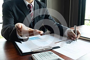 Businessmen, financial, work, accounting, investment advisors Consulting work Work in the office. photo