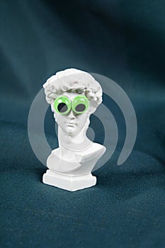 bust of David with fake bulging eyes
