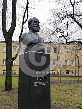 Bust of Russian doctor Pavlov, in yard of Pavlov university in St. Petersburg