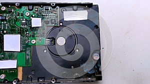 Hard disk drive