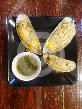 Butter clams are fresh and appetizing.