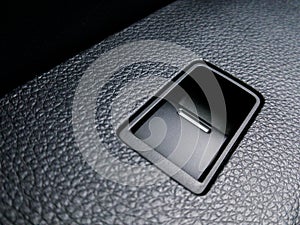 Button to turn off the car window.