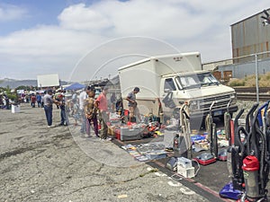 Buying and sellin at the swap meet