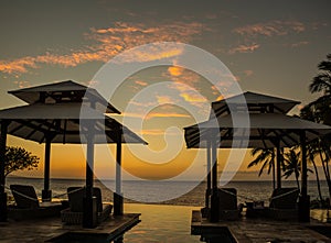 Cabanas Floating In Infinity Pool Beside The Shoreline, Wailea Beach