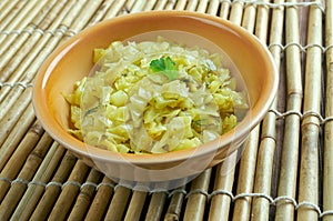 Cabbage thoran
