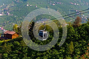 Cabina del teleférico en la ciudad de 