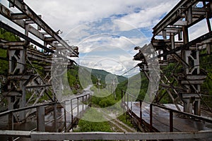 Cable car supports at the marble quarry