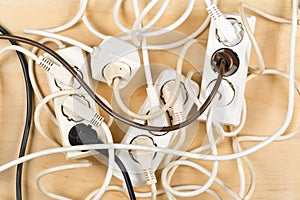 Cable chaos clutter from multiple electric wire extension cords