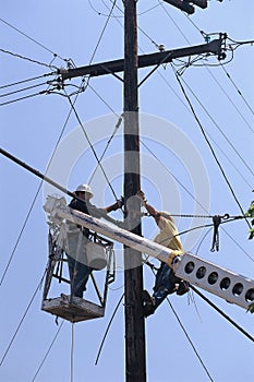 Cable TV Linemen