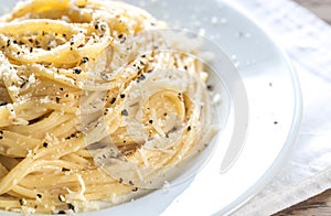 Cacio e Pepe - spaghetti with cheese and pepper