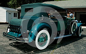 1929 Cadillac V8.