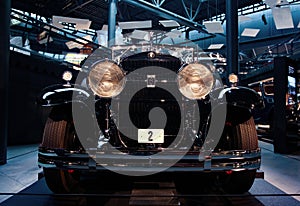 Cadillac 353 v8 1930s