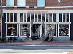 Cafe Bronz