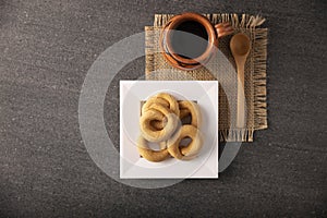 Cafe de Olla y Galletas Mexicanas Flatlay photo