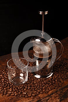 caffettiera a stantuffo manual coffee maker photo