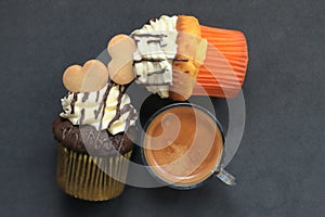 CaffÃÂ¨ e dolce, coffee and sweet