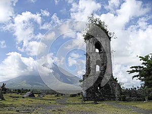 Cagsawa ruins mayon volcano philippines photo