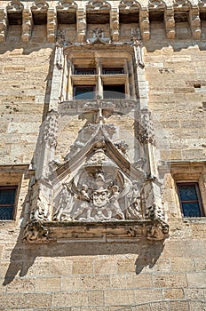 Cailhau Gate, Monument from 1495 that resembles a castle and was the main entrance to the city of Bordeaux