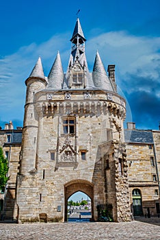 Cailhau Gate, Monument from 1495 that resembles a castle and was the main entrance to the city of Bordeaux