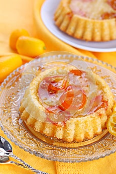 Cake with caramelised kumquats