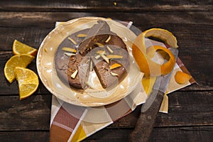 Cake with chestnut flour