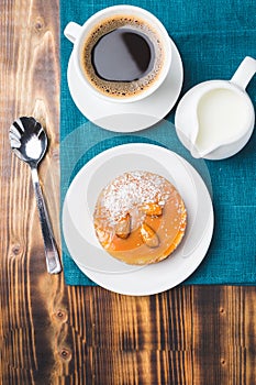 Cake with coffee and cream