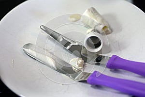 Cake Decorating Tools in a Closeup: Pastry Knives and Piping Tools