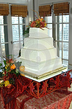 Cake for a Fall Wedding