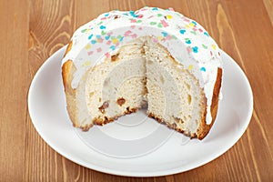 Cake with icing