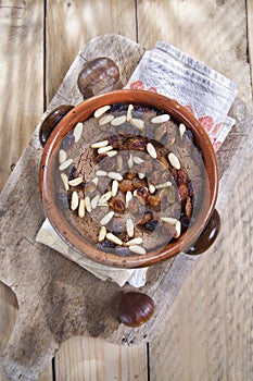 Cake made with chestnut flour