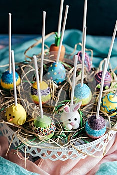 Cake pops with Easter decoration