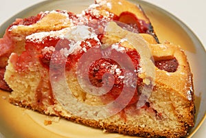 Cake with strawberries