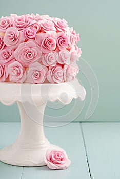 Cake with sugar roses