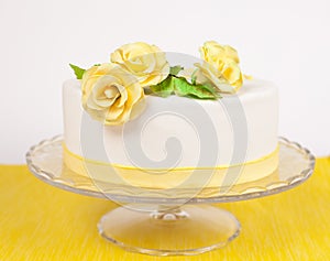 Cake with yellow roses