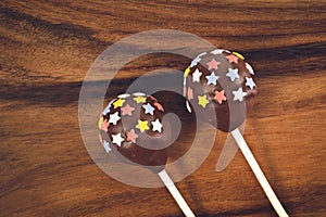Cakepops with stars decoration