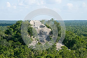 Calakmul - estructura I