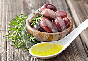 Calamata with rosemary